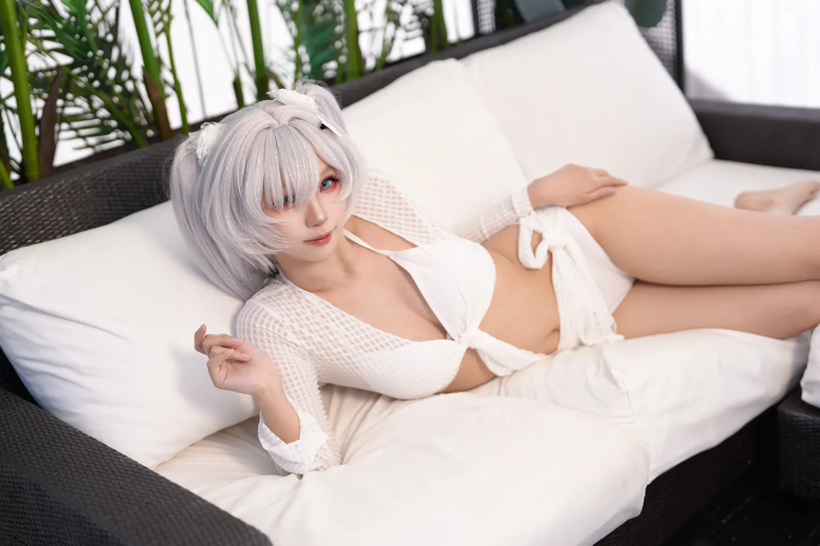 户外摄影, 泳装cos, 灰姑娘cos, NIKKE, 银发双马尾 - 第2张