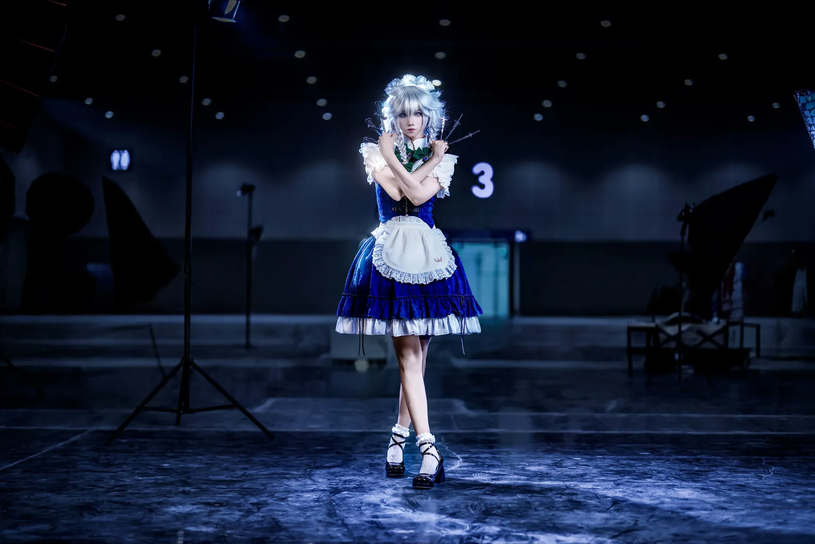 Touhou Project, Anime convention, White stockings, Maid outfit cosplay, First cosplay - Image 5