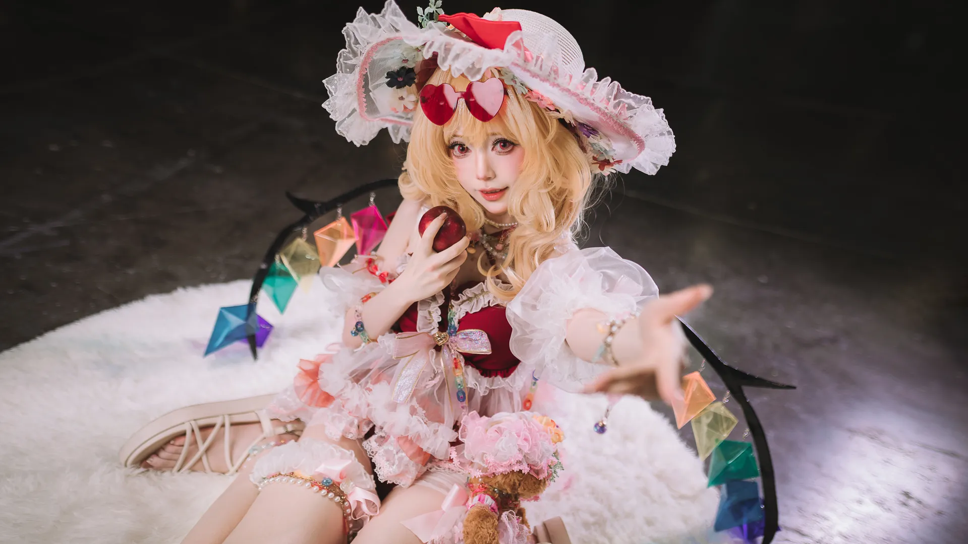 东方project, 漫展返图, 二次元cosplay, 芙兰朵露cos, 金发洋装 - 第5张