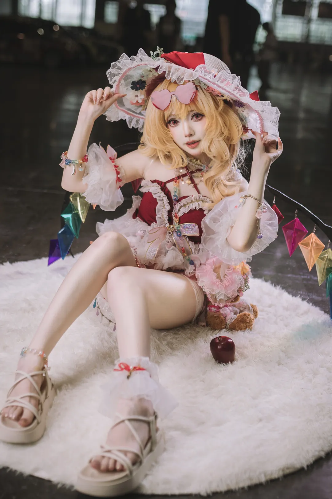 东方project, 漫展返图, 二次元cosplay, 芙兰朵露cos, 金发洋装 - 第7张