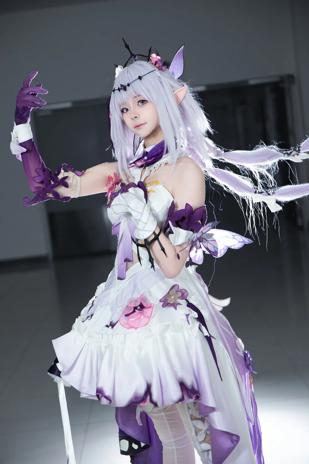 崩坏星穹铁道, 漫展场照, 遐蝶cos, cosplay穿搭, 白色丝袜 - 第1张