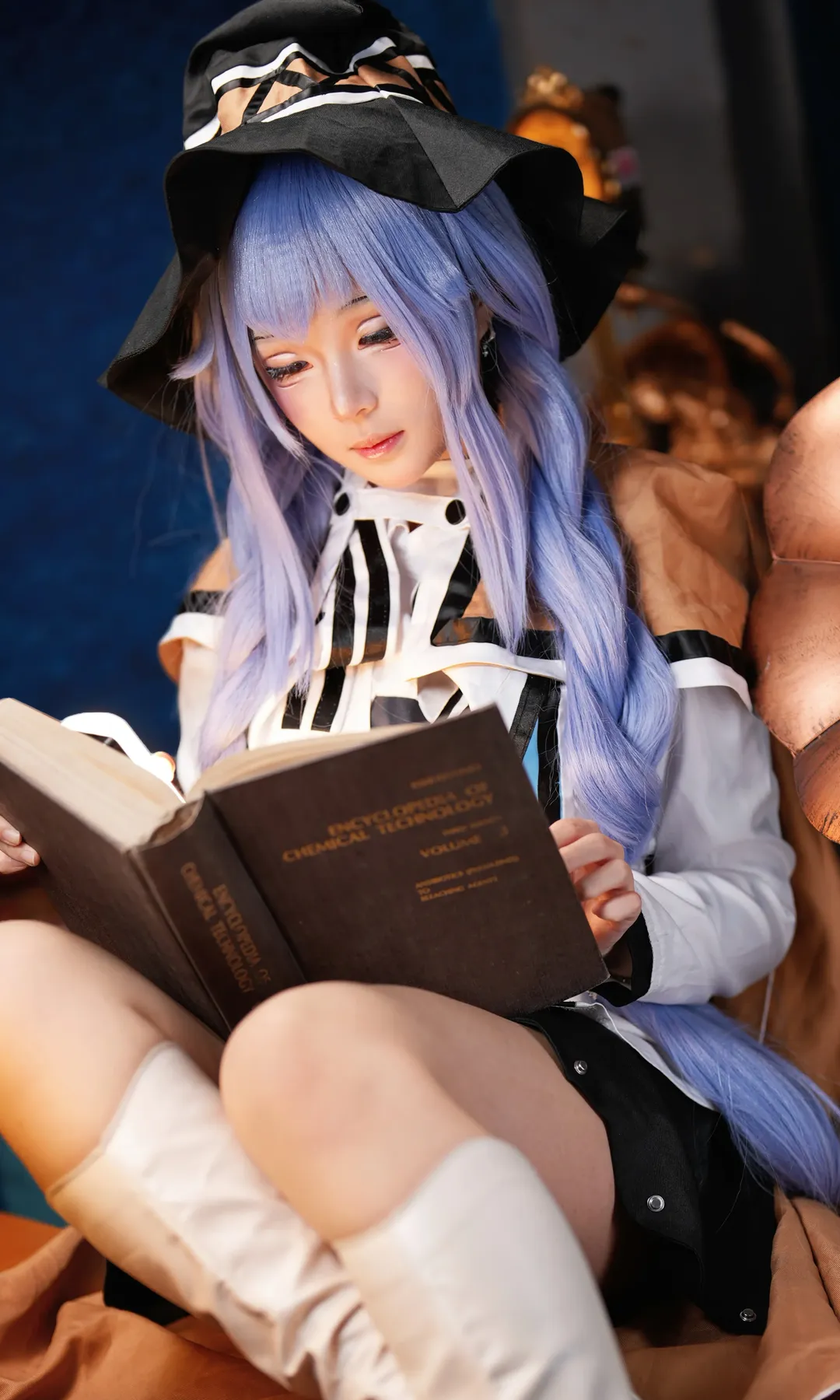 复古书房, 蓝发少女, 洛琪希cos, 无职转生, 奇幻冒险