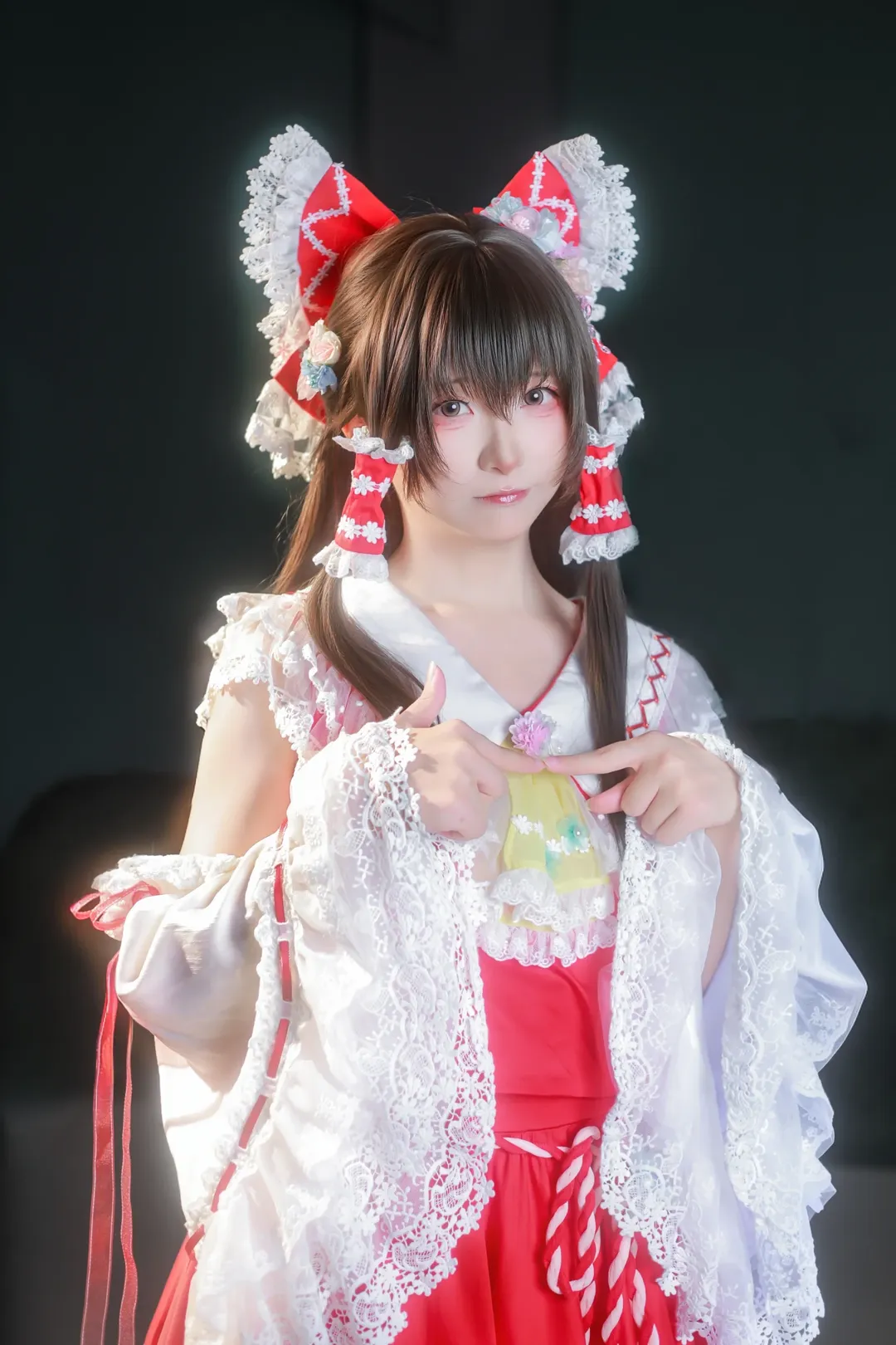 博麗霊夢コスプレ, 東方Project, ポーズ参考, コスプレ撮影, 巫女 - 4枚目