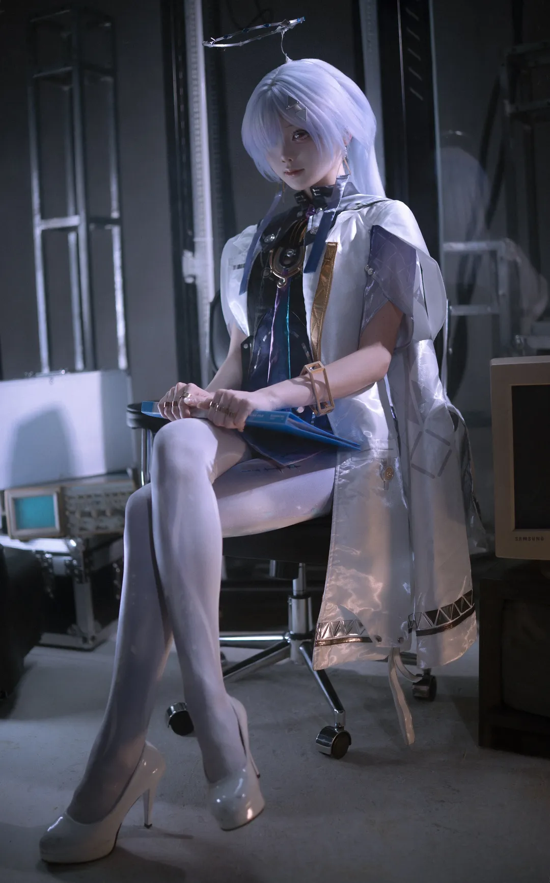 鳴潮, 莫寧cos, cosplay攝影, 白絲穿搭, 科研風 - 第2張