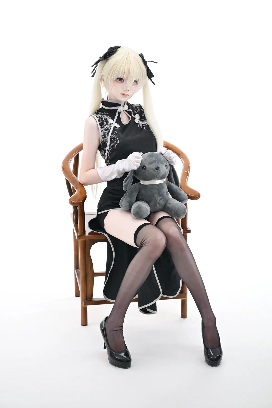 春日野穹cos, cosplay摄影, 白毛双马尾, 黑丝穿搭, 改良旗袍 - 第3张