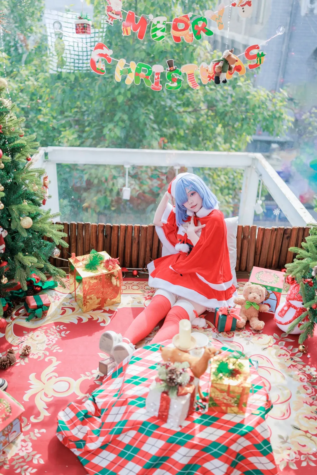 从零开始的异世界生活, 蕾姆cos, cosplay摄影, 圣诞穿搭, 红色长筒袜 - 第1张