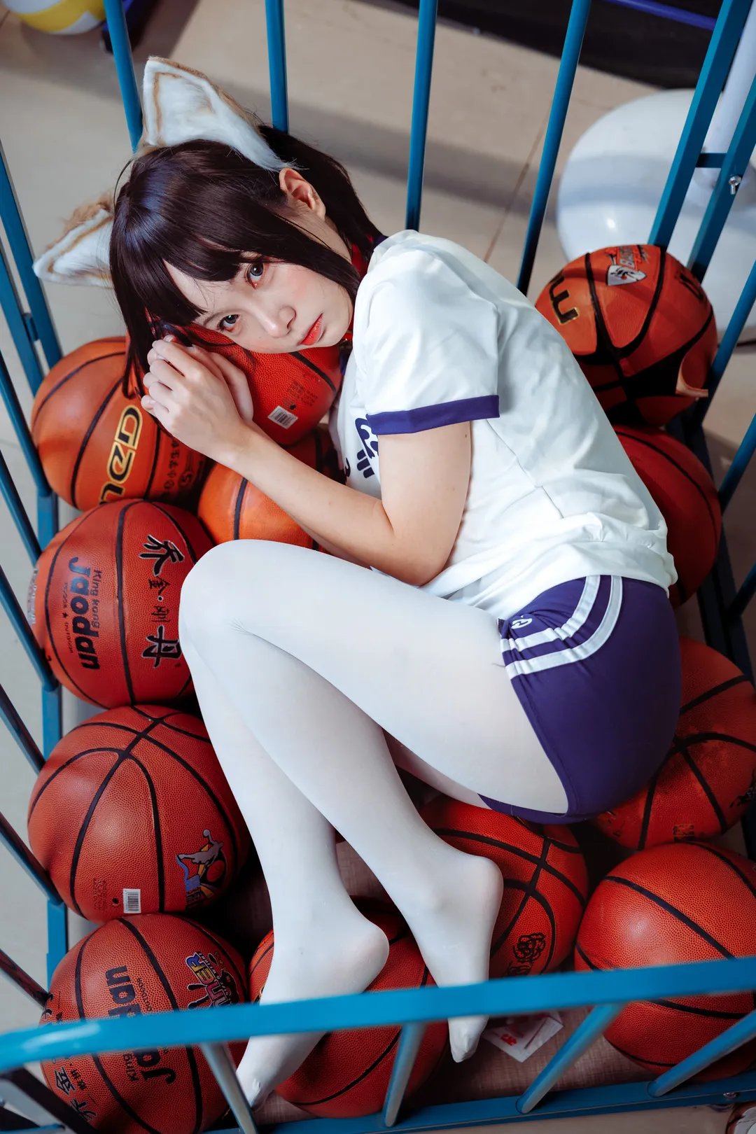 白丝, 体操服, 猫耳cos, 体育仓库, 布鲁马 - 第1张