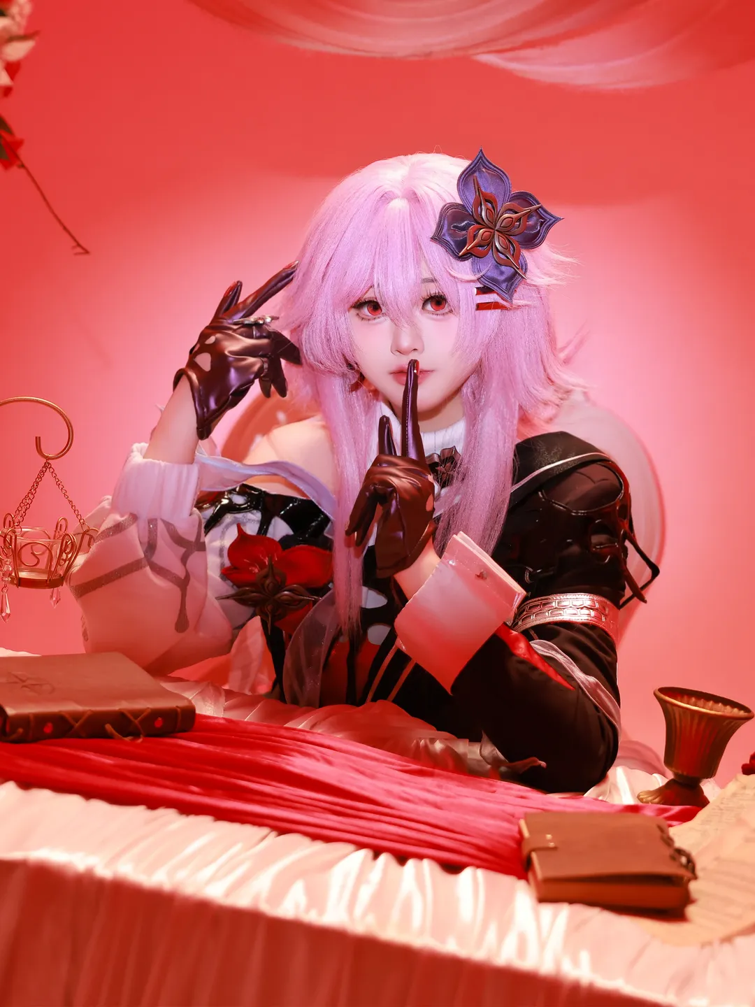 Character accuracy, Honkai: Star Rail, Evernight cosplay, Cosplay photography, Dark Gothic - Image 3