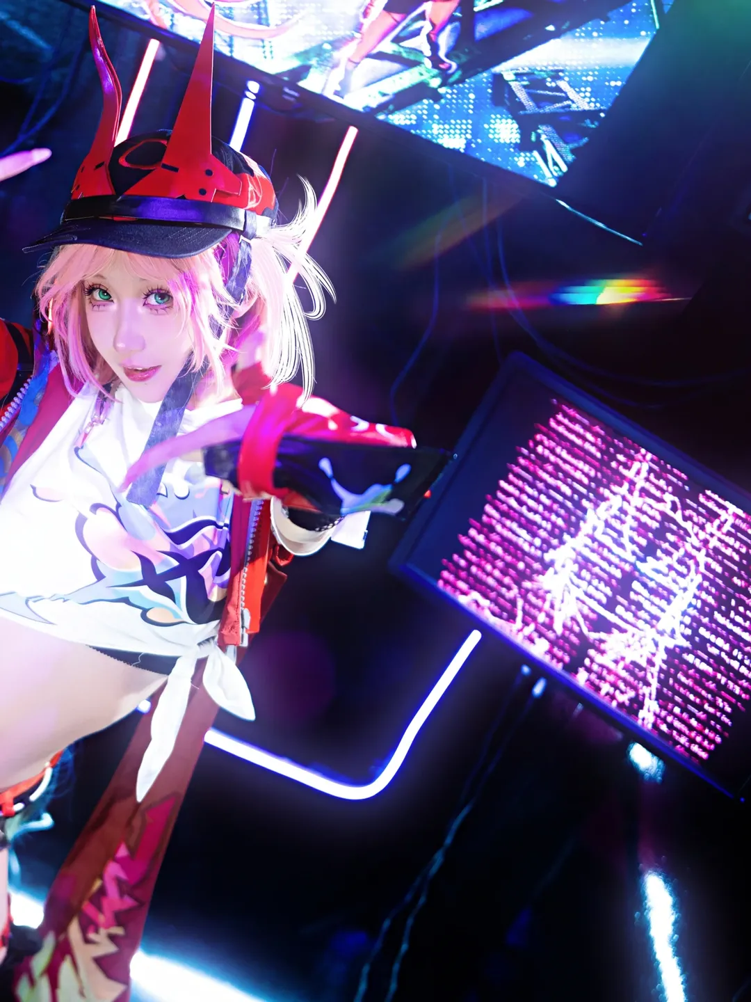 2D, cosplay, Honkai: Star Rail, Cyberpunk, Rappa cosplay - Image 2