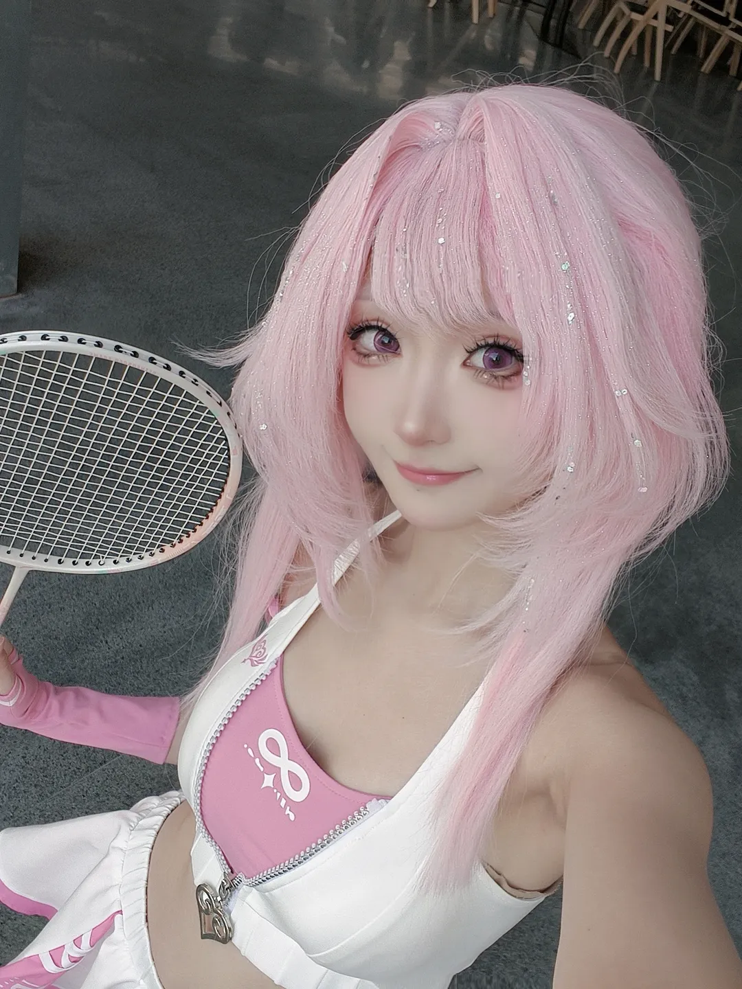 Cyrene Cosplay, Honkai: Star Rail, Pink wig, Anime sporty style, Purple eye makeup