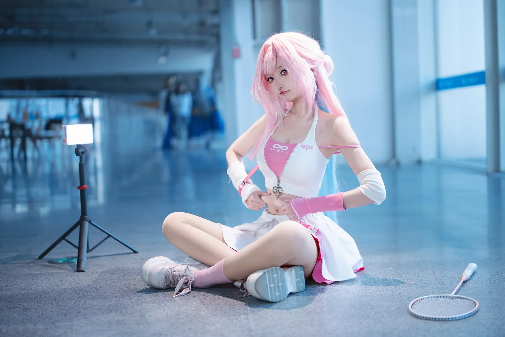 昔涟cos, 崩坏星穹铁道, 漫展场照, 运动风穿搭, 粉色系Cosplay - 第2张