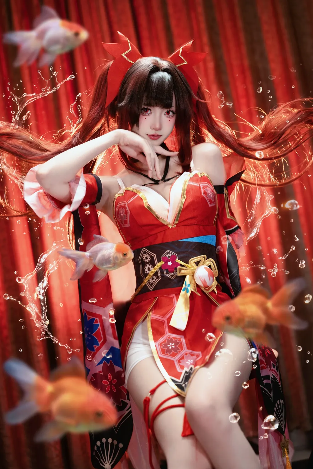Honkai: Star Rail, Sparkle cosplay, Japanese-style cosplay, Water splash effects, Red and white fox mask