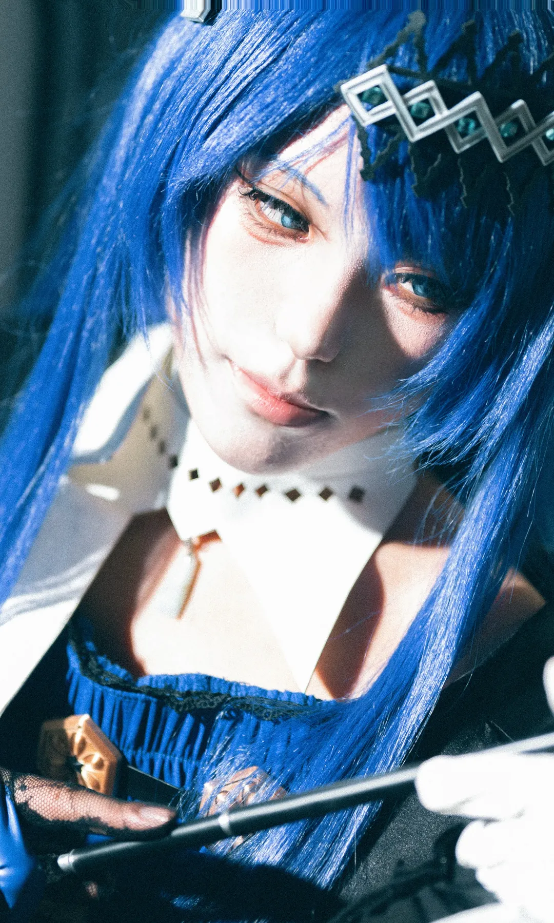 Outdoor photography, Arknights, Cosplay photoshoot, Blue hair style, Mostima cosplay