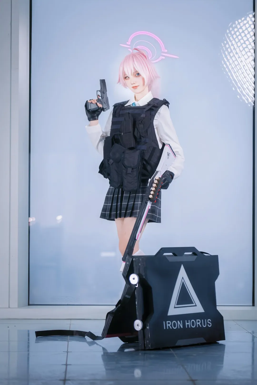 蔚蓝档案, 小鸟游星野cos, 白丝, 战术娘cos, 军迷装备 - 第1张