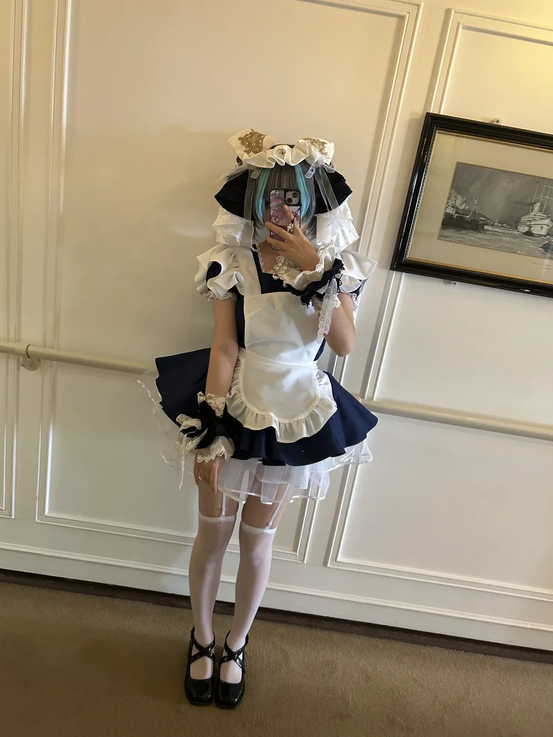 碧蓝航线, 自搭cos, 碧蓝航线柴郡cos, 白丝女仆装, 游轮拍照 - 第1张