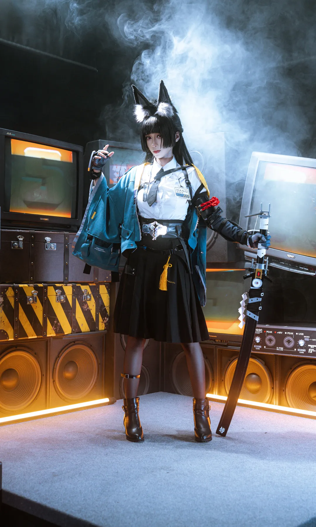 cosplay, 星见雅cos, 工业风摄影, 赛博朋克风格, 兽耳黑丝