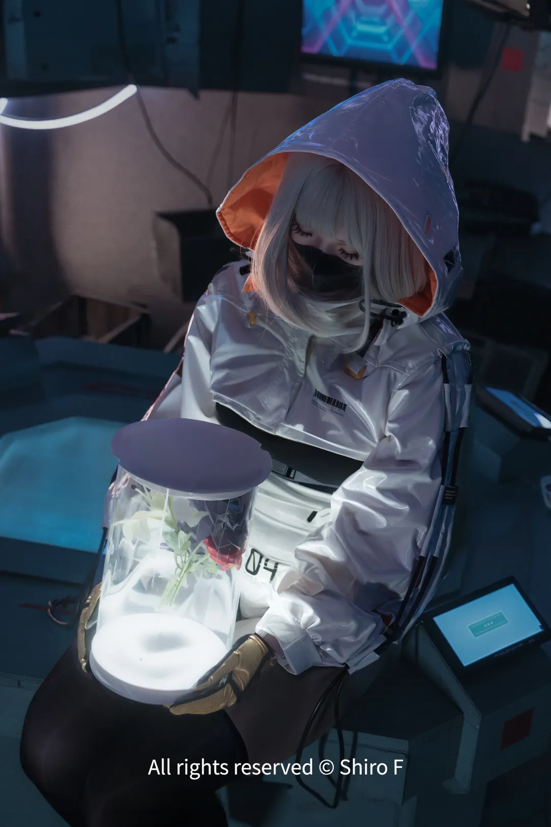 氛围感摄影, 赛博朋克, 发光道具, 机能风cos, 长筒丝袜 - 第2张