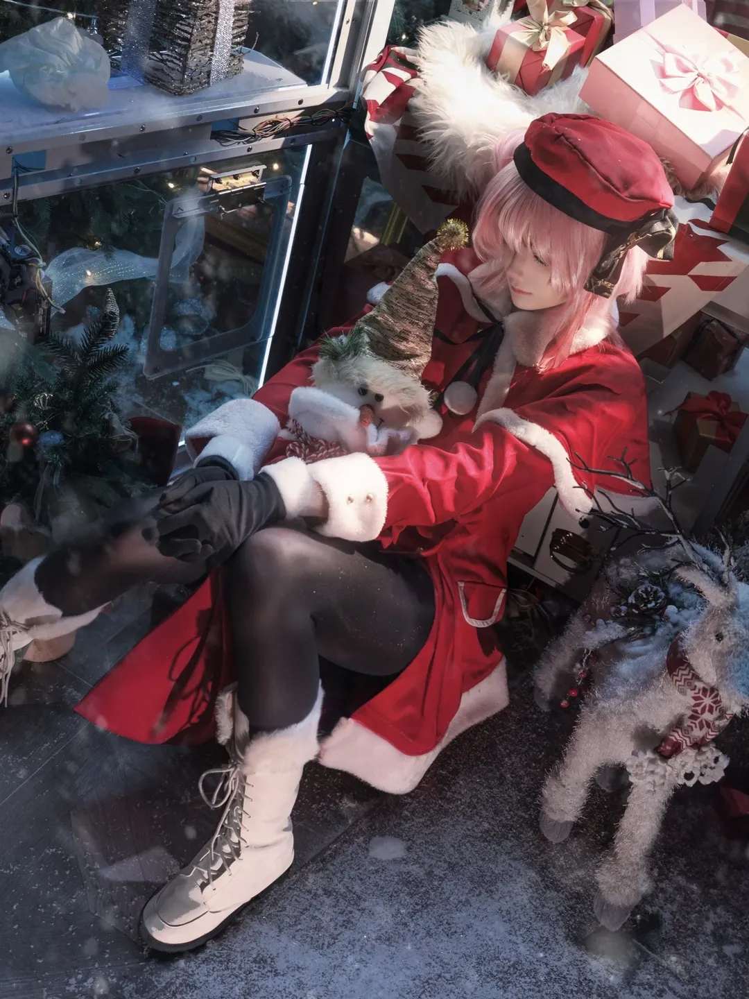 氛围感, 蔚蓝档案, 黑丝穿搭, 芹娜cos, 圣诞cosplay