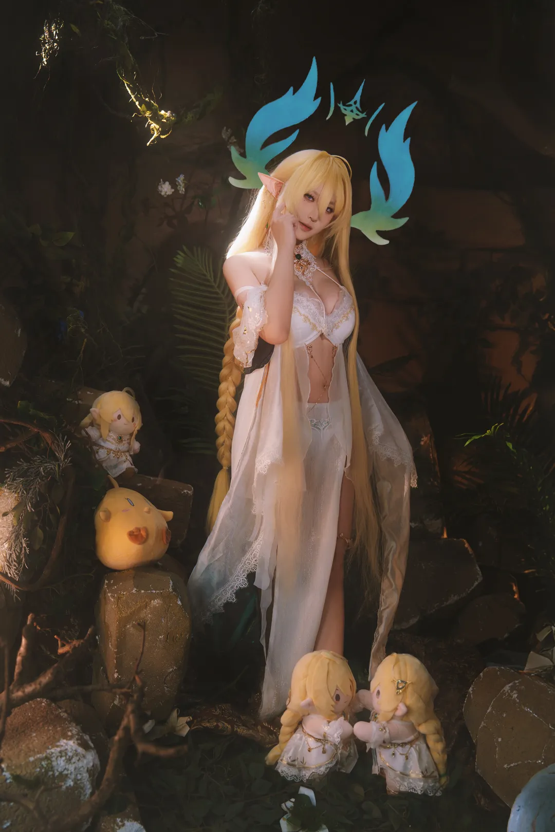 アズールレーン, 金獅子 コスプレ, エルフ耳コスプレ, 白いチュールのドレス, コスプレの雰囲気