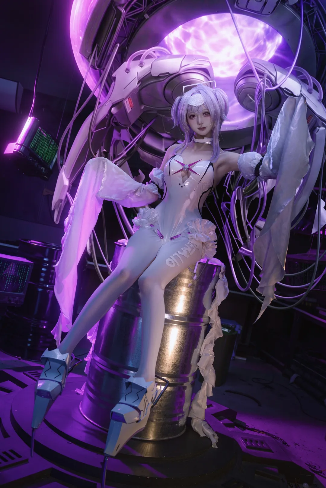 赛博朋克摄影, 妮姬胜利女神, 白丝连裤袜, 白水母cos, 科幻装甲