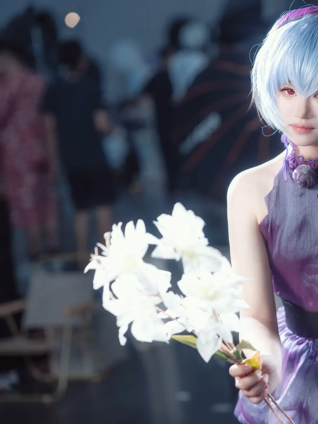 アニメイベントのコスプレ, コスプレ撮影, 綾波レイコスプレ, 新世紀エヴァンゲリオン, 紫のドレスのキャラクター - 1枚目