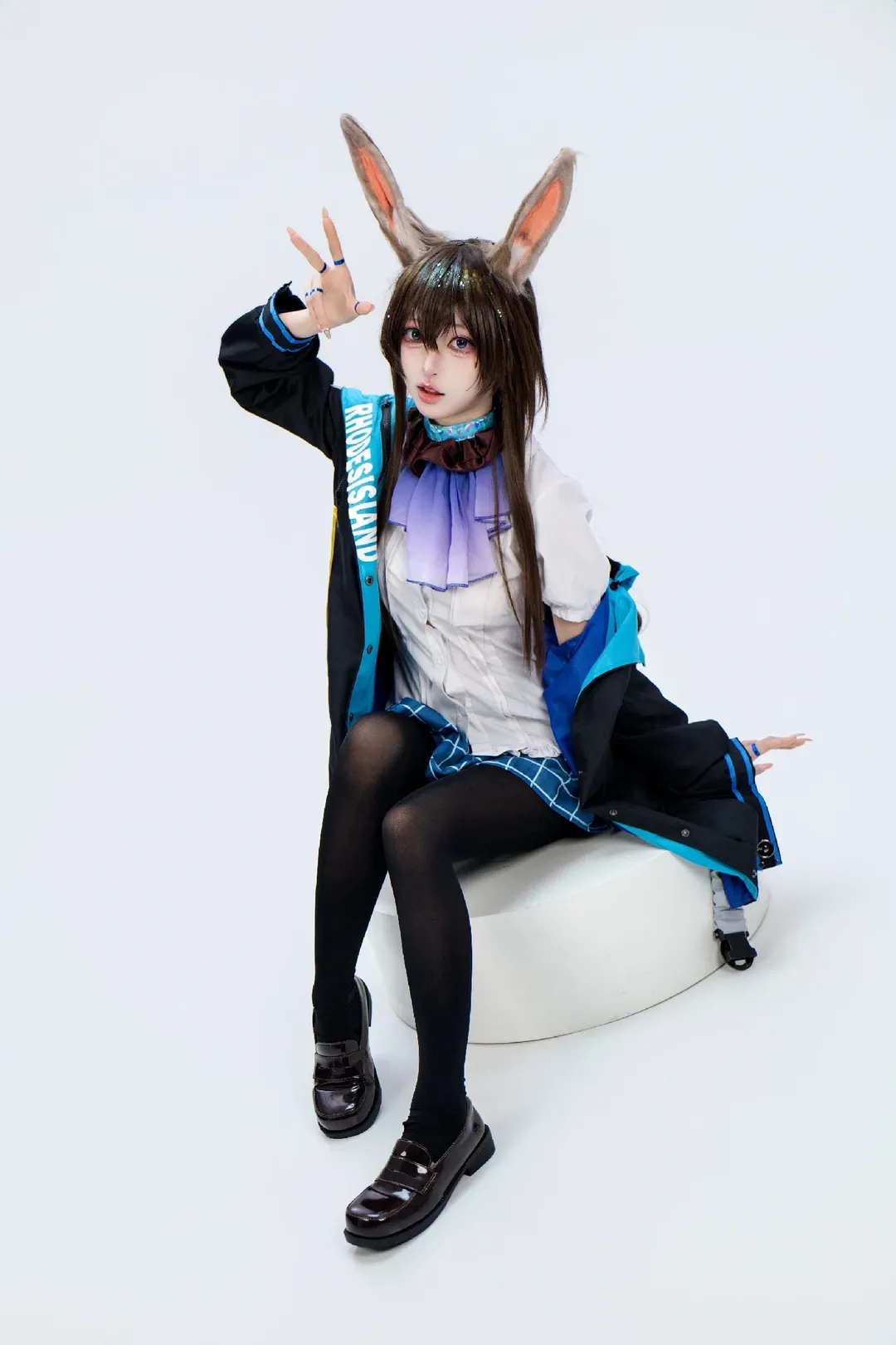 cosplay, 明日方舟, 阿米娅cos, 黑丝穿搭, 白棚摄影