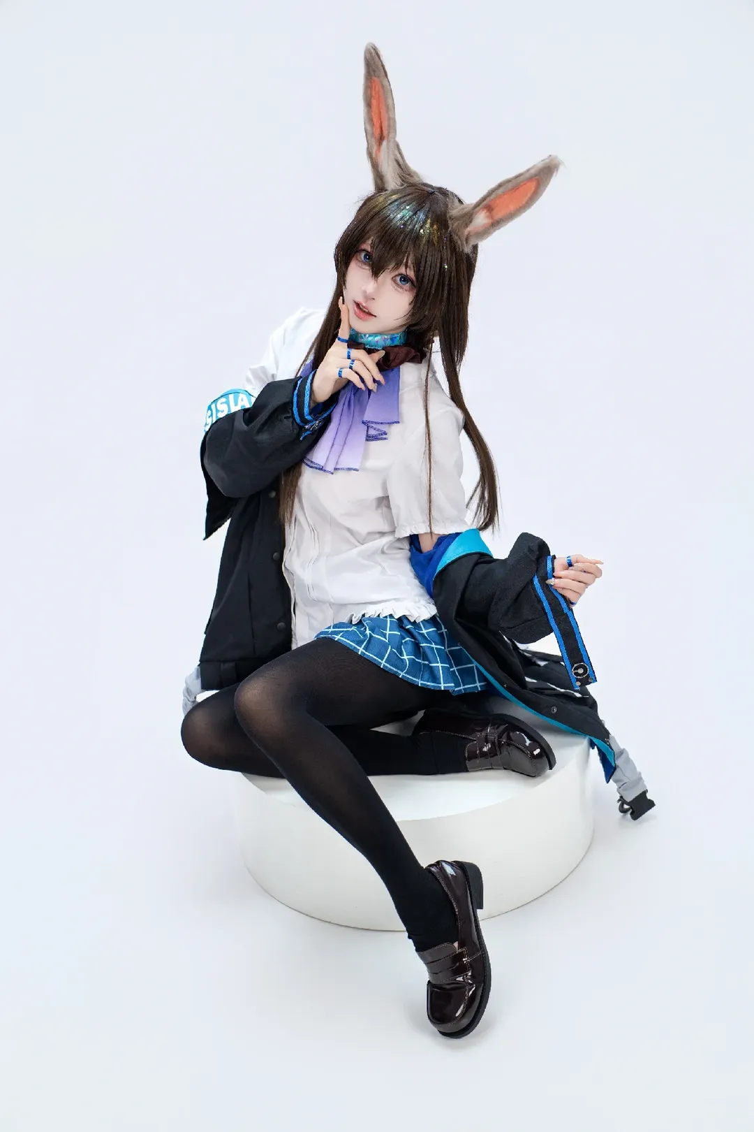 cosplay, Arknights, Amiya cosplay, Black stockings, Bunny ear styling