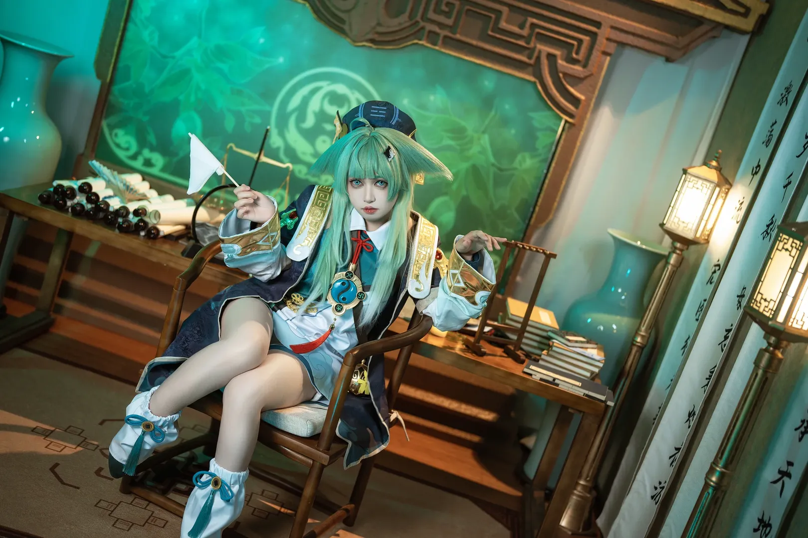 Genshin Impact, Huohuo cosplay, Cosplay photography, HoYoLAB, Judge of the Ten-Lords Commission