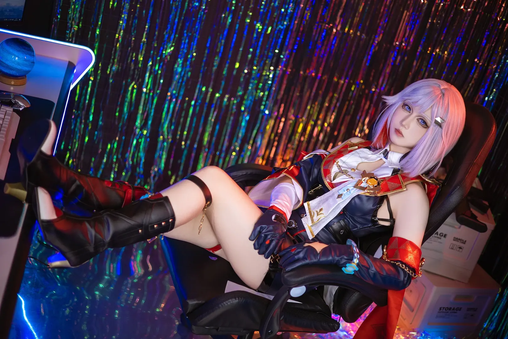 崩坏星穹铁道, 赛博风格, cosplay摄影, 托帕cos, 电竞房