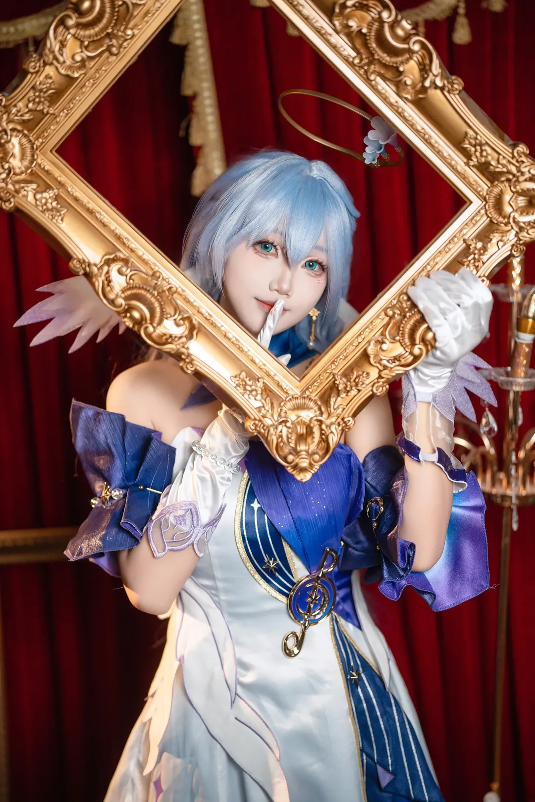 Honkai: Star Rail, Robin cosplay, Dreamy atmosphere, Cosplay photography, Light and shadow styling