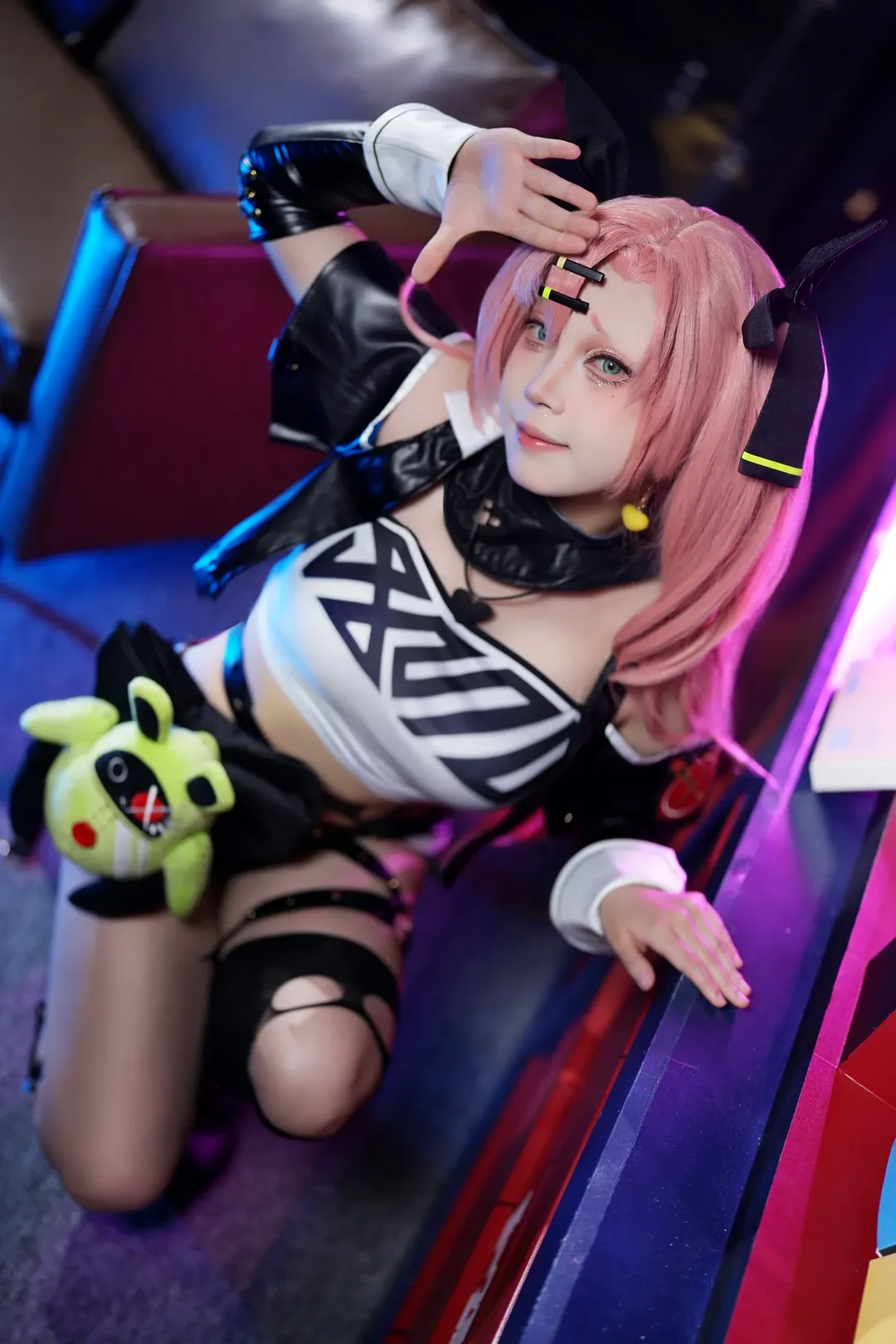 Zenless Zone Zero, 2D, Cyberpunk, Stocking outfit, Nico cosplay