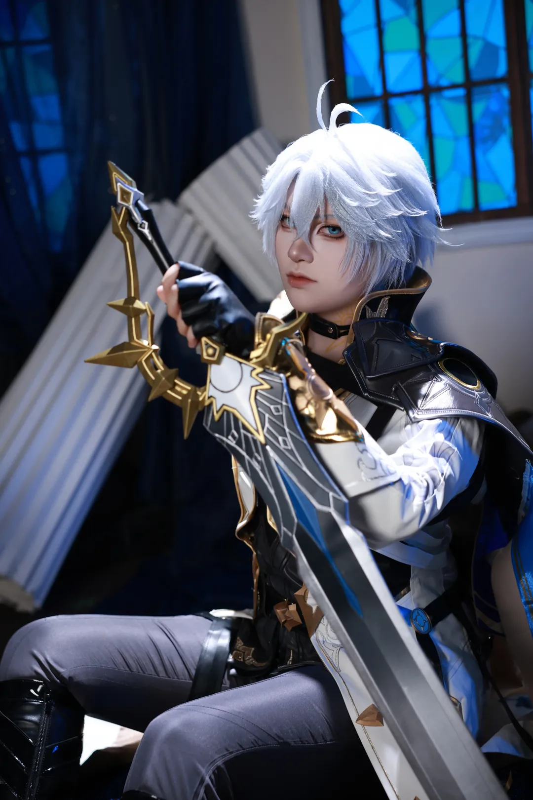 cosplay, Honkai: Star Rail, Silver hair styling, Anime-style client photos, Phainon cosplay - Image 2