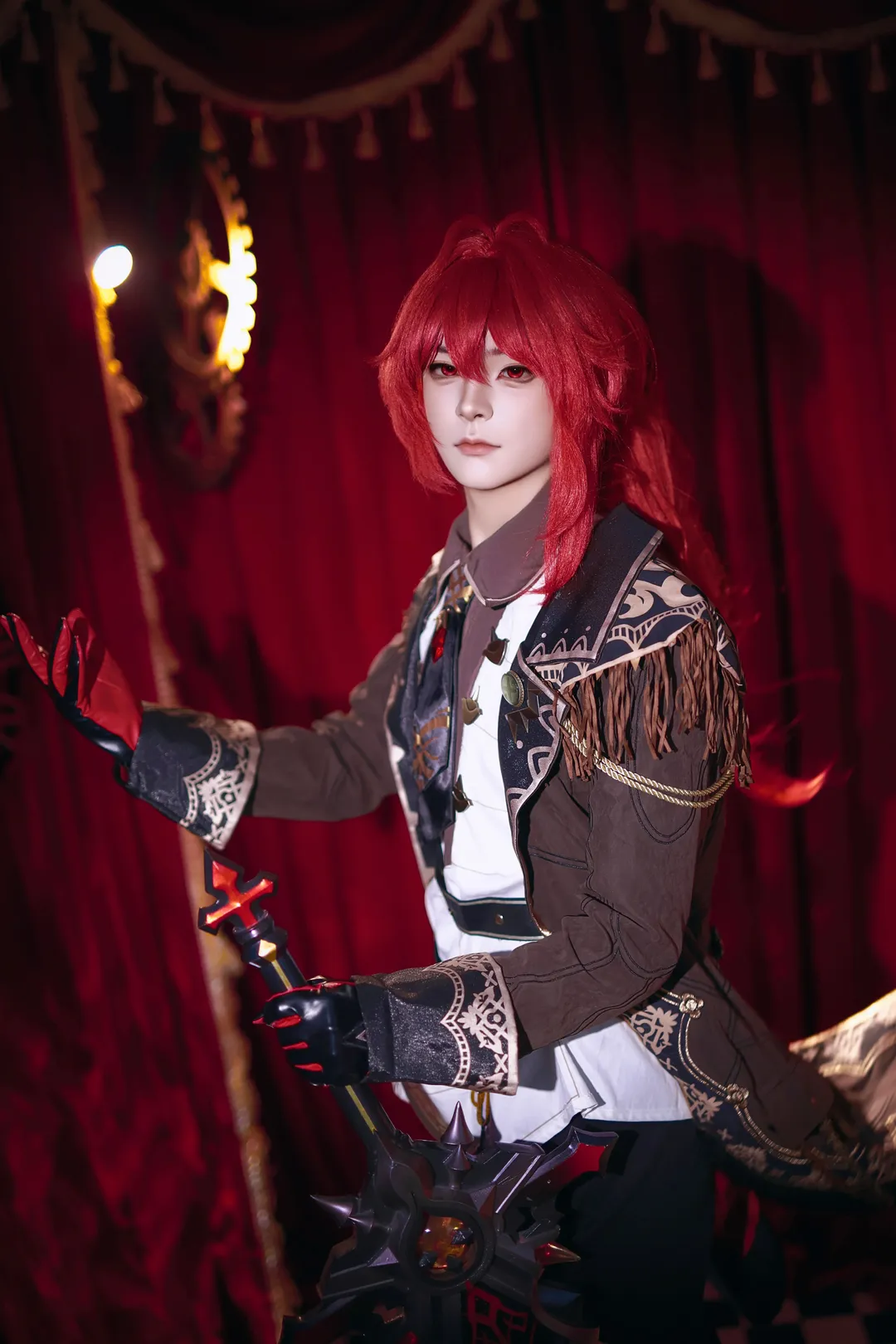 原神, 哥特风摄影, 暗黑风cosplay, 迪卢克cos, 红发少年cos - 第3张
