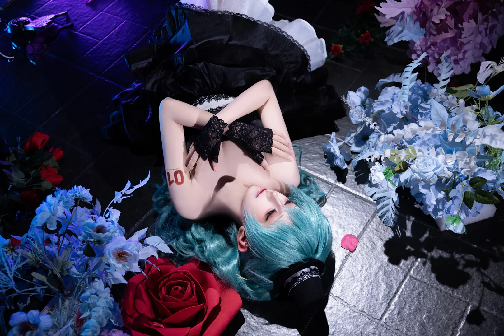 二次元摄影, 初音未来cos, VOCALOID, 暗黑哥特风, 发光蝴蝶耳机 - 第6张
