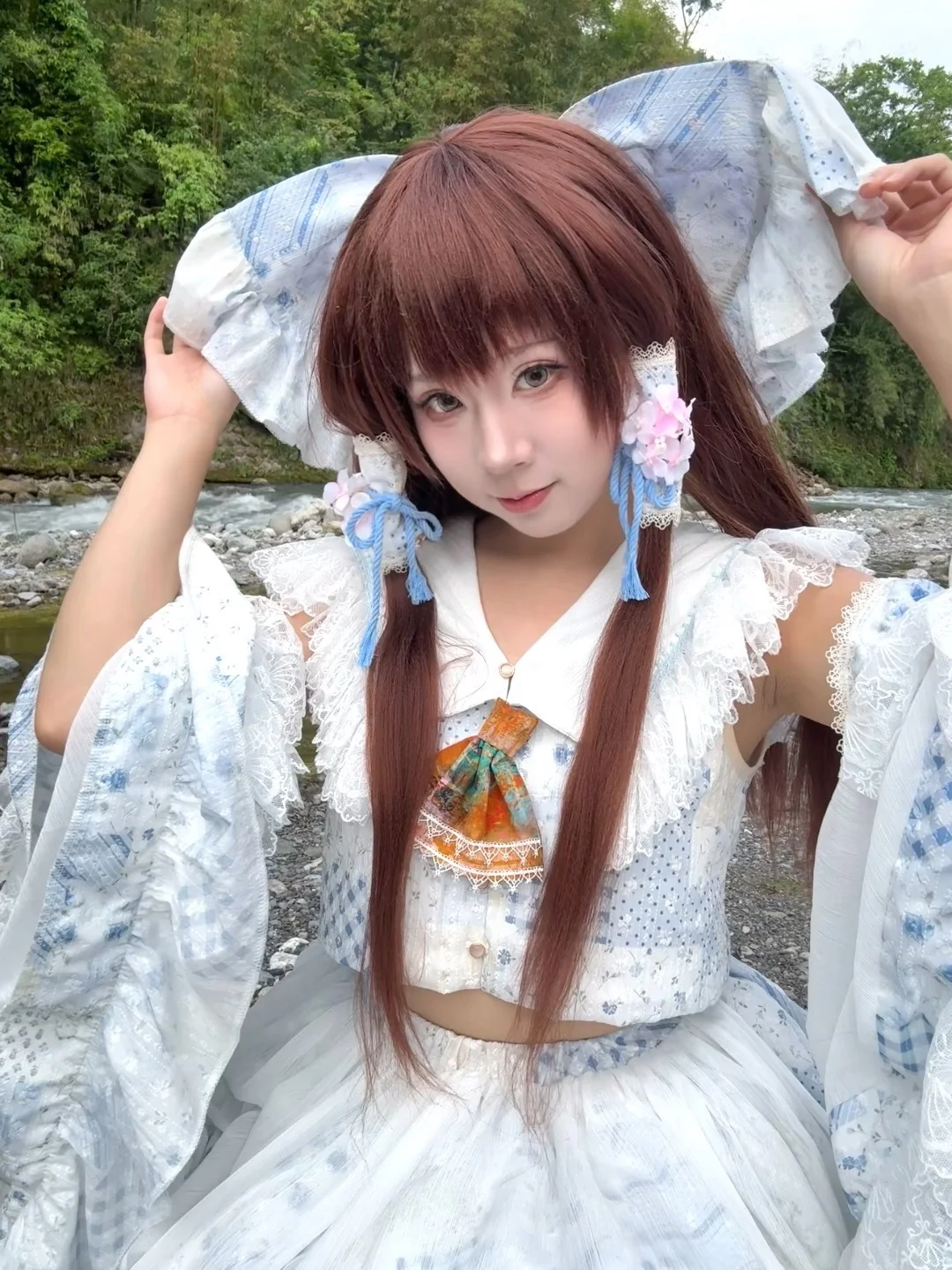 博麗霊夢コスプレ, アウトドア撮影, 東方Project, 二次元コスプレ, 東方二次設定 - 1枚目