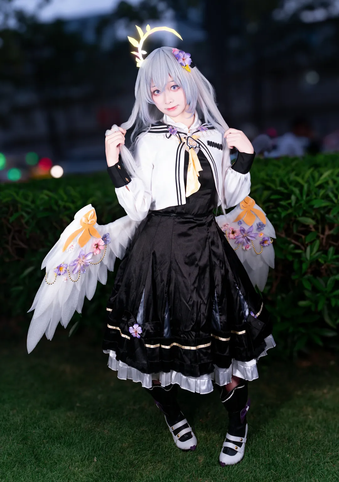 ブルーアーカイブ, ホタルACGエキスポ, 白洲アズサ コスプレ, 黒タイツ コーデ, ACG屋外ロケーション - 3枚目