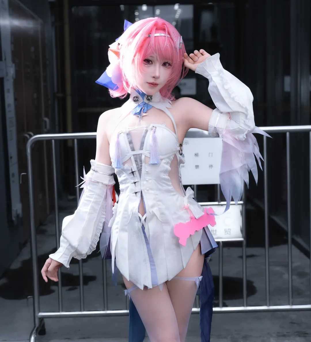 绝区零, 萤火虫漫展, 二次元漫展, 白丝cosplay, 蕾米埃尔cos
