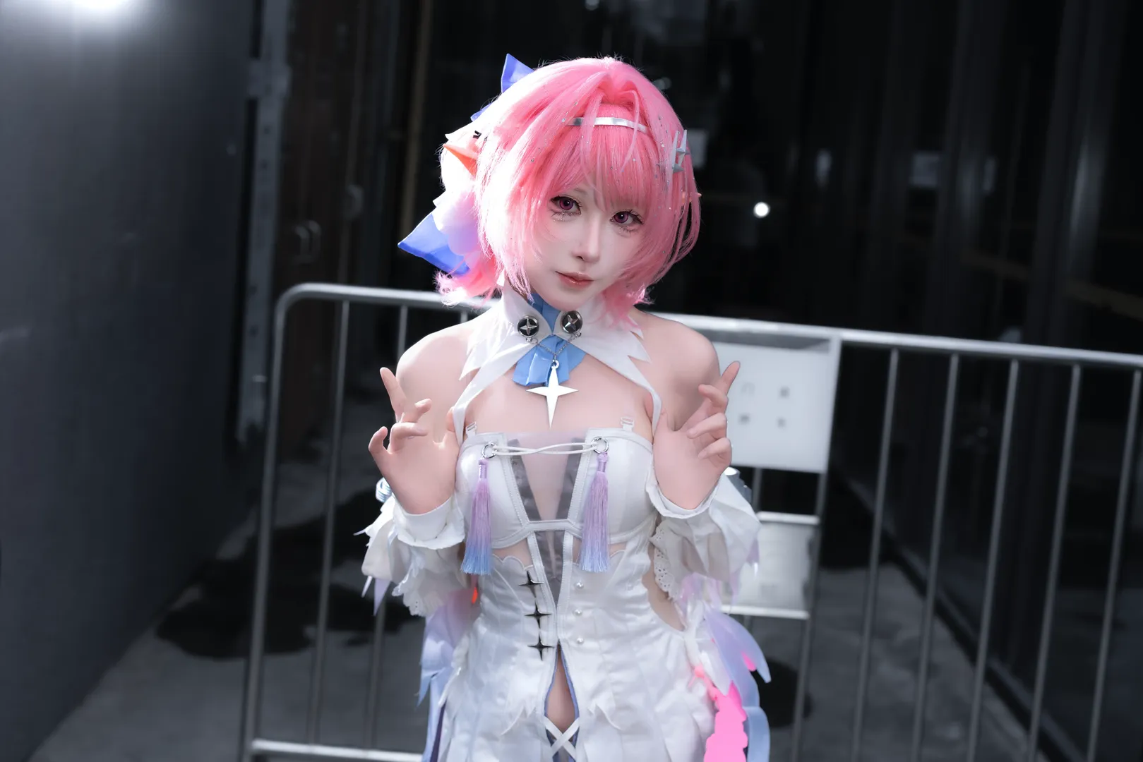 绝区零, 萤火虫漫展, 二次元漫展, 白丝cosplay, 蕾米埃尔cos - 第2张