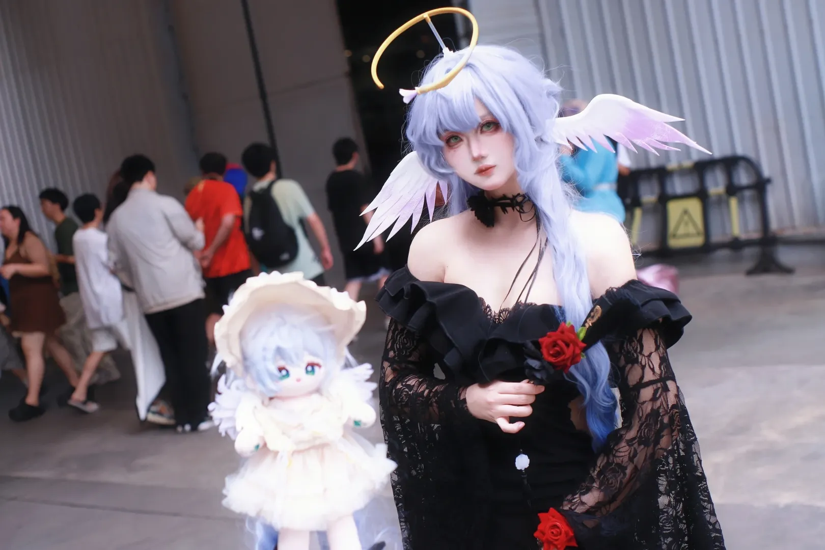 崩壊：スターレイル, ロビン コスプレ, イベント撮影, コスプレイベント写真, 黒ドレスのオリジナルデザイン - 4枚目