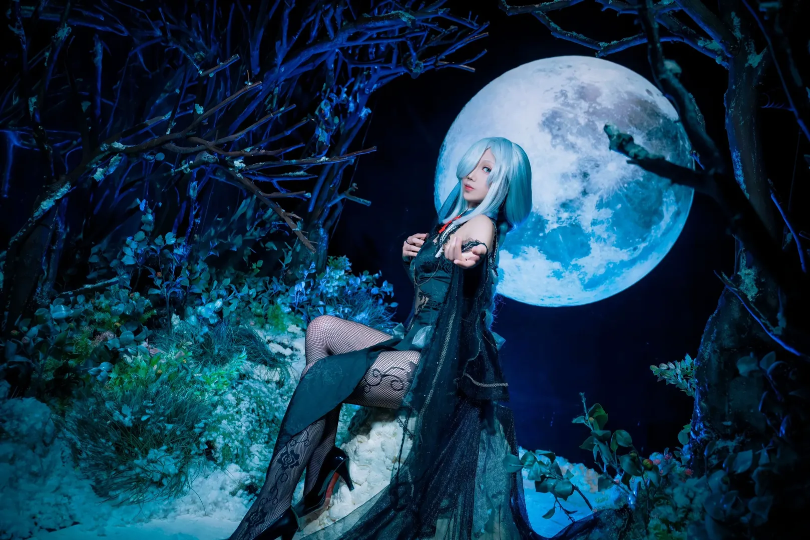 原神, 申鹤cos, 哥特风cos, 月夜写真, 网袜cos