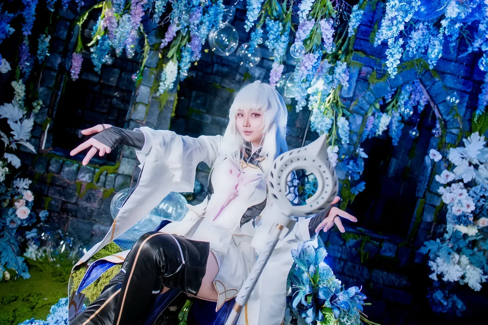 Fate/Grand Order, Coser日常, 阿瓦隆女士cos, 女梅林cos, 花海布景 - 第10张