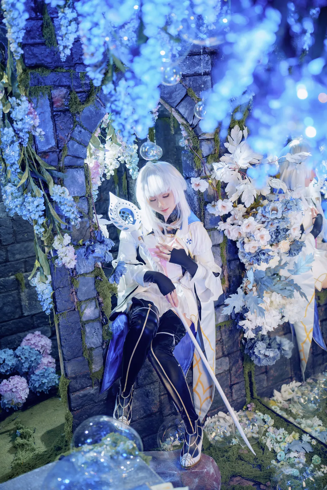 Fate/Grand Order, Coser日常, 阿瓦隆女士cos, 女梅林cos, 花海布景 - 第9张