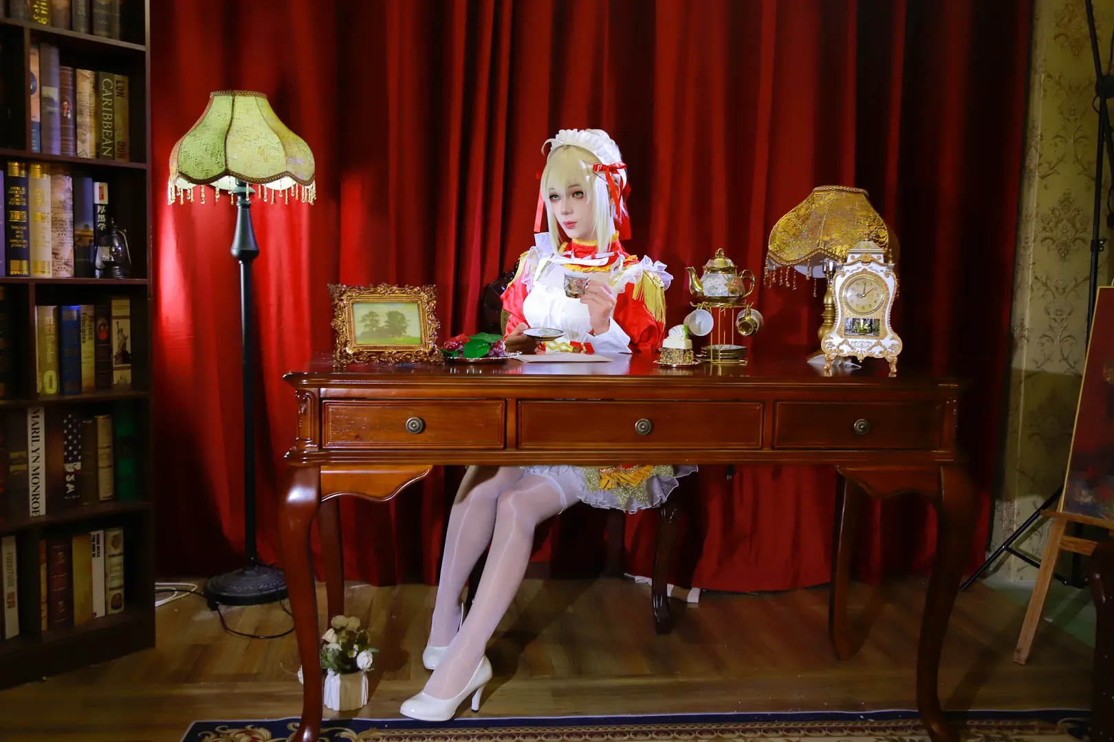 Fate/Grand Order, メイド服, 白ストッキング, ネロ コスプレ, レトロ撮影 - 6枚目