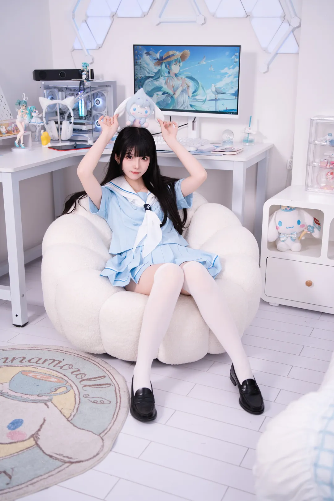 二次元摄影, 水手服cos, 可爱少女, 白丝连裤袜, 电竞房
