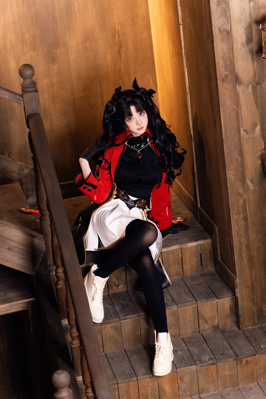 远坂凛cos, 二次元还原, fate, 黑丝穿搭, cosplay出片