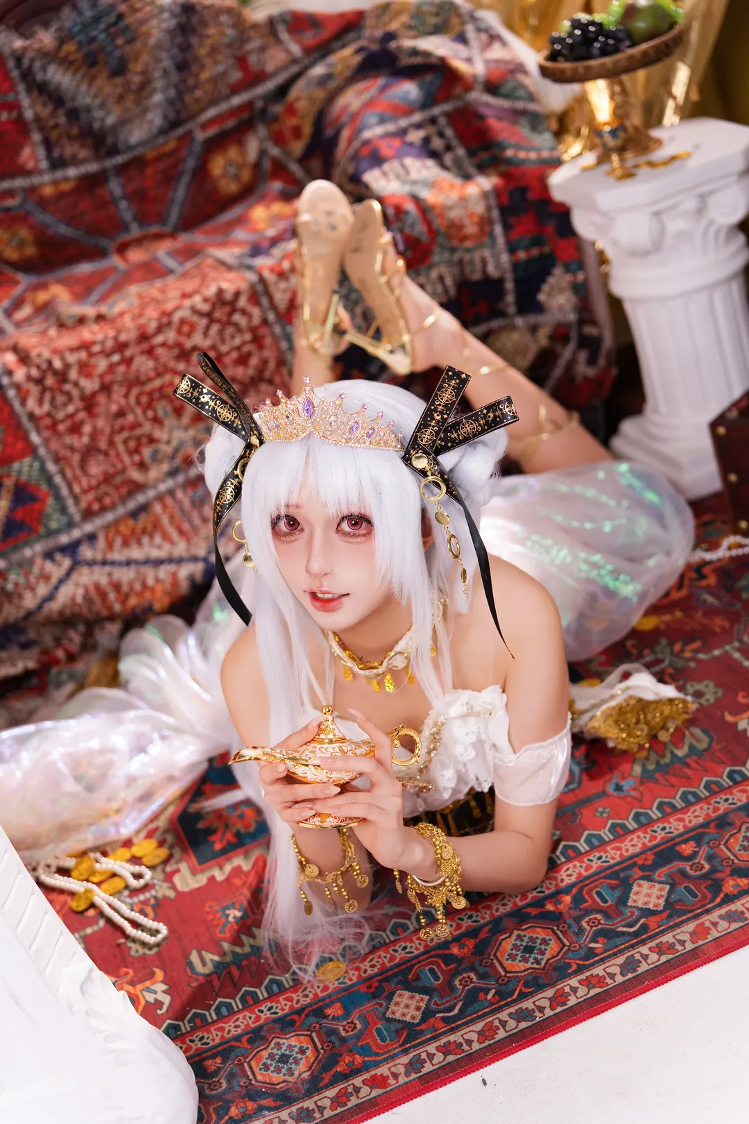 露莎公主cos, 异域风情cosplay, 神灯cosplay, 白金色系妆造, 波斯地毯场景 - 第4张