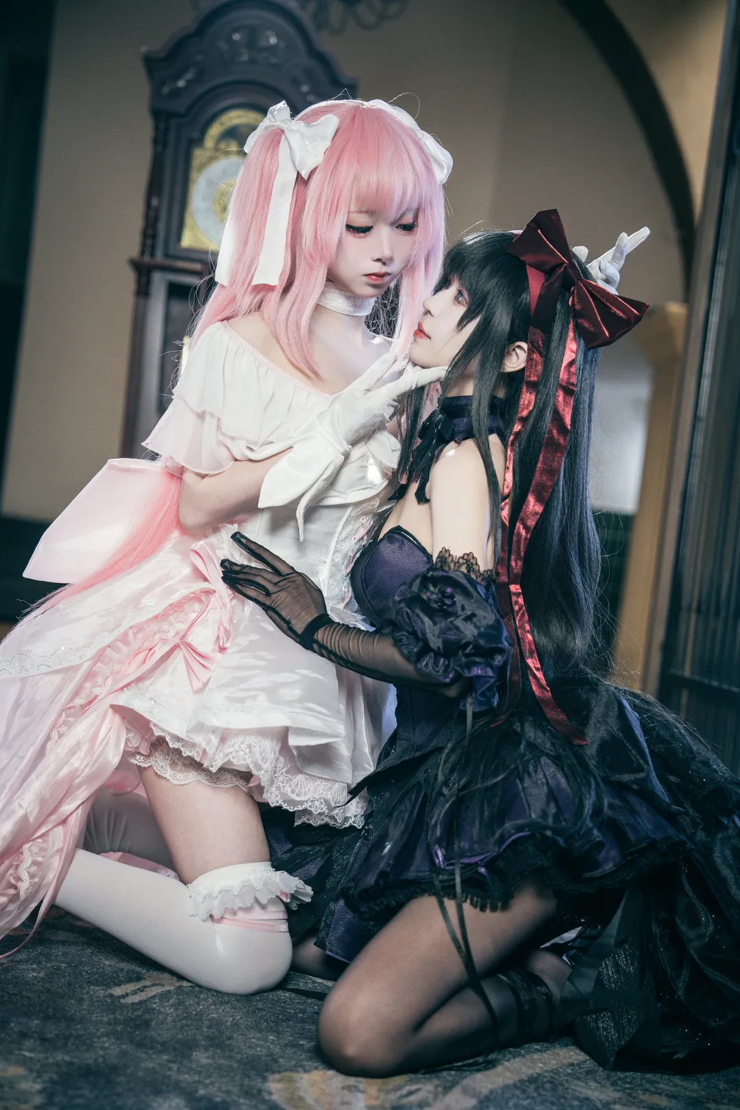 鹿目圆cos, 魔法少女小圆, 丝袜穿搭, 双人cosplay, 晓美焰cos - 第1张