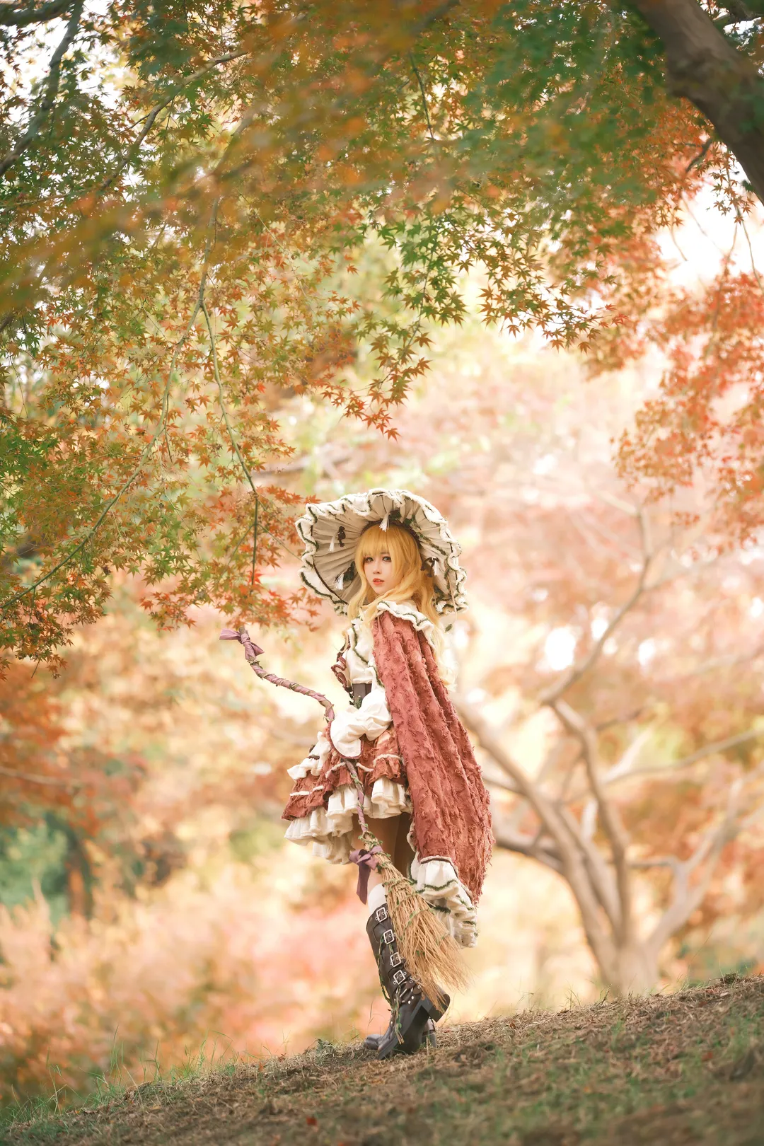 东方Project, 雾雨魔理沙cos, cosplay摄影, 秋日外景, 白丝长筒袜 - 第5张