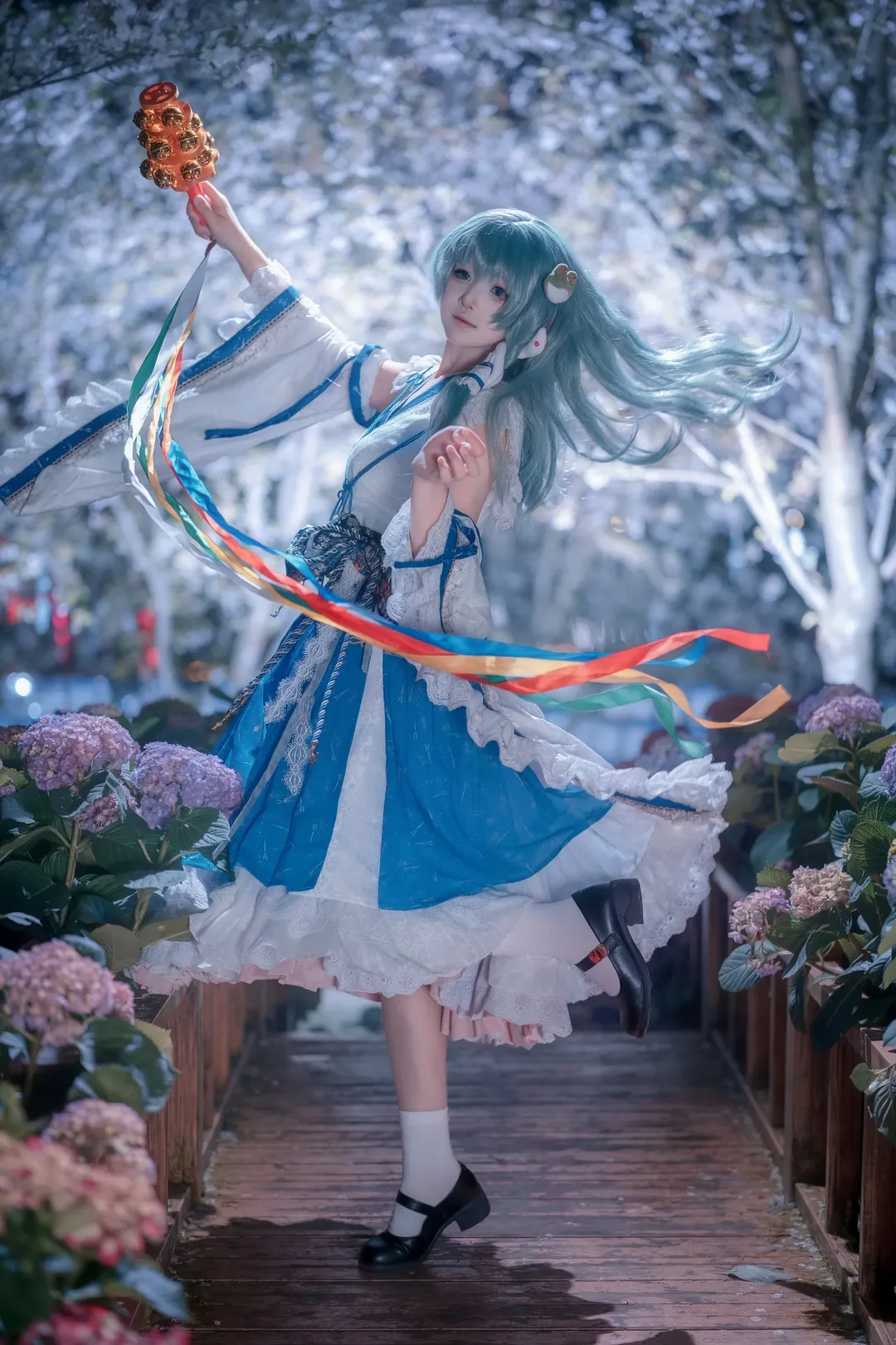 东方project, 户外cos, 东风谷早苗cos, cosplay摄影, 蓝发少女