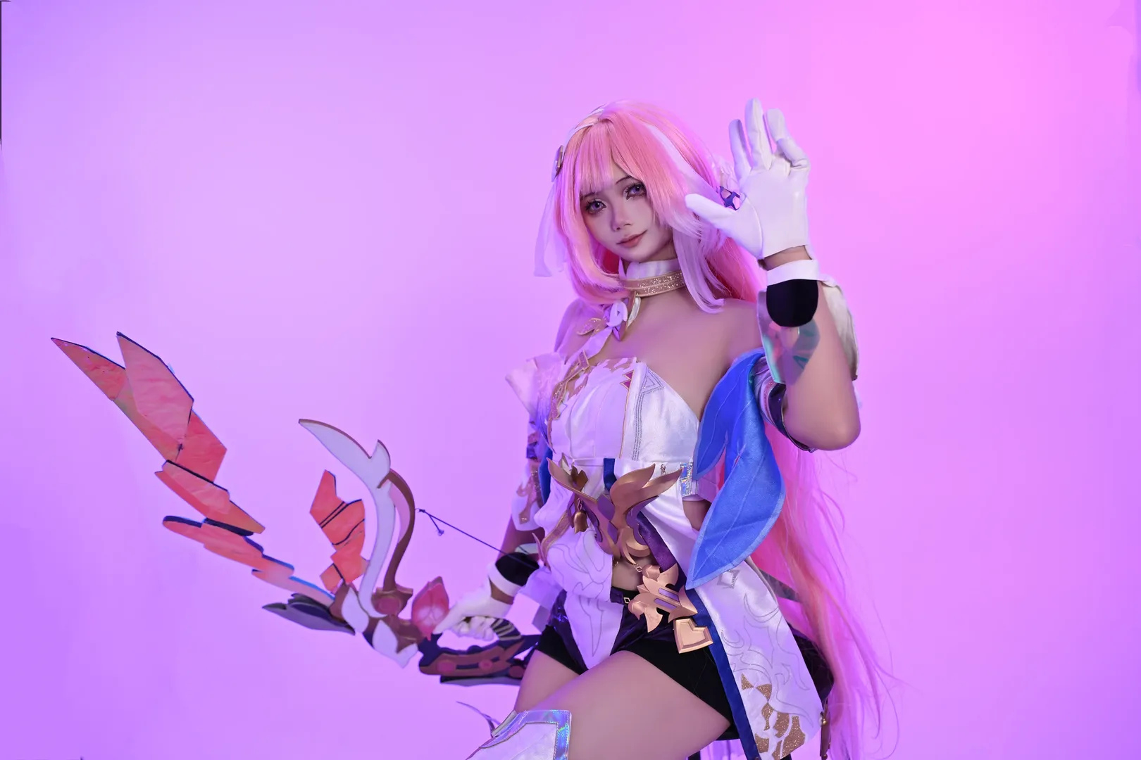 爱莉希雅cos, 粉色长发, 人之律者, cosplay摄影, 二次元弓箭手 - 第3张